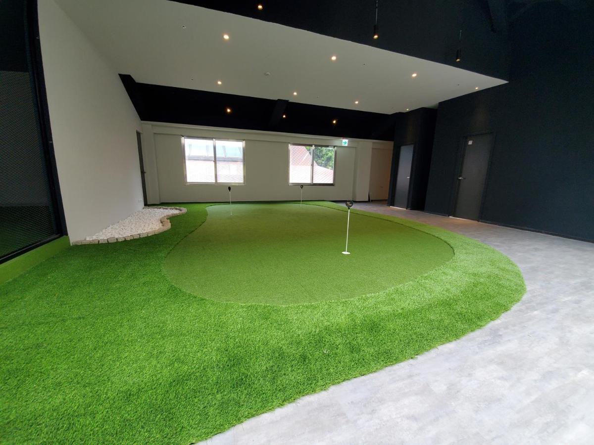 Parkview Hotels & Resorts Hualien Kültér fotó Indoor putting green