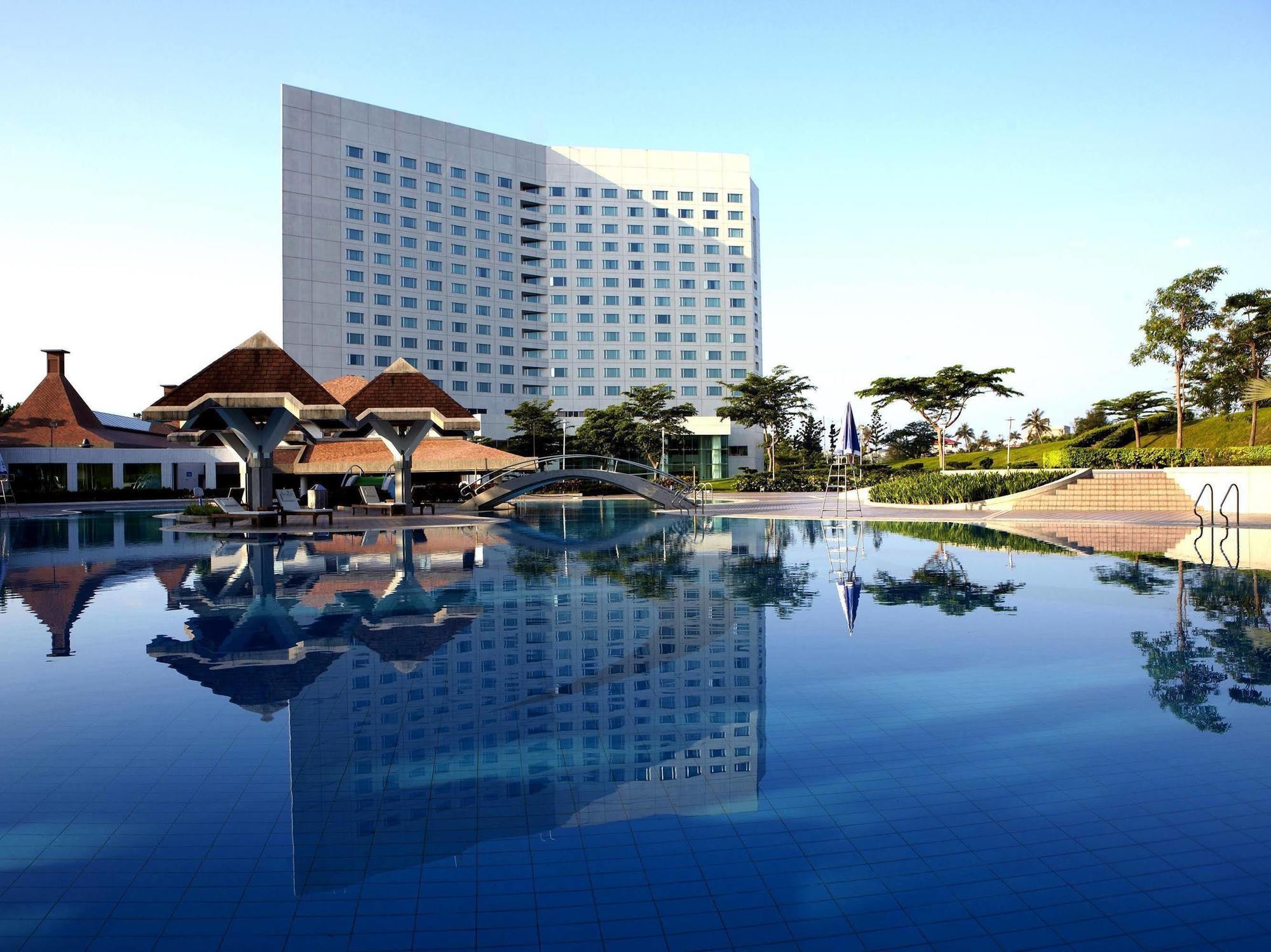 Parkview Hotels & Resorts Hualien Kültér fotó The hotel's main building